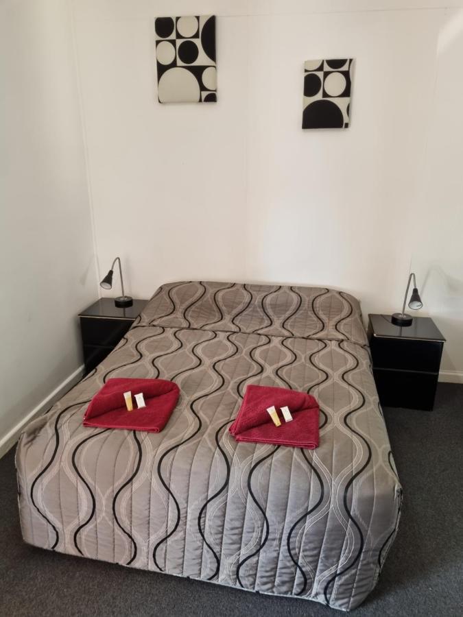 Taree Lodge Motel Екстер'єр фото