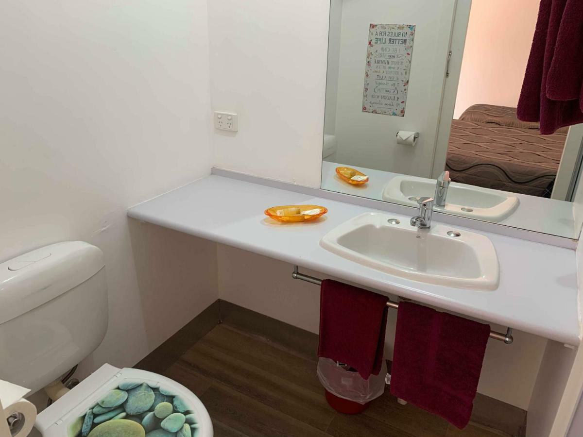 Taree Lodge Motel Екстер'єр фото